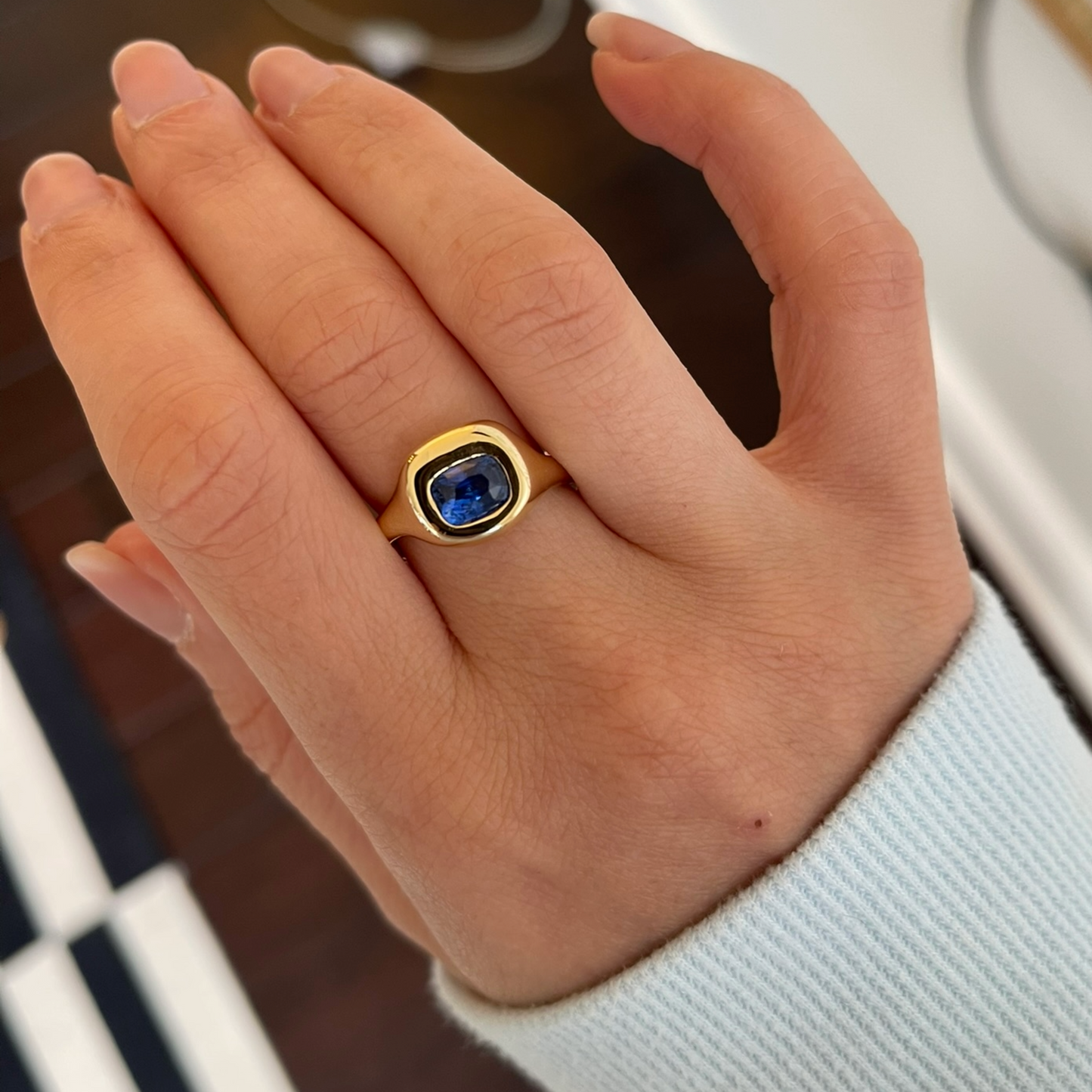 Babyluga Fluke Elongated Cushion Cut Blue Sapphire