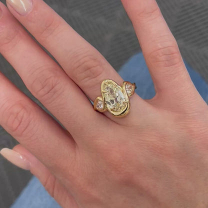 Layla Pear Cut Light Champagne Diamond