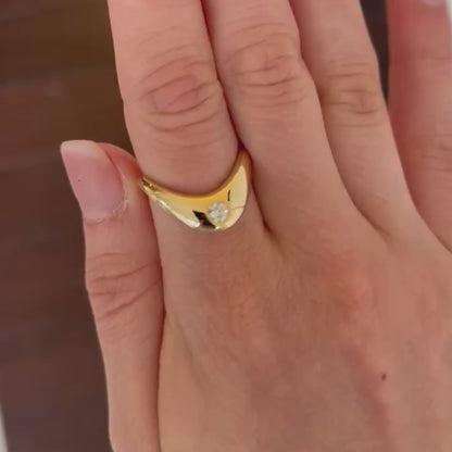 RTS - Petite Zaha Round Diamond